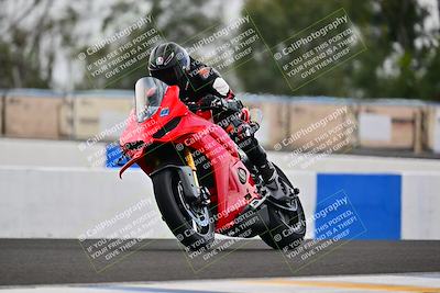 media/Apr-18-2025-TrackDaz (Fri) [[45f5874c44]]/B Group/Session 4 (Turn 6 - Outside)/